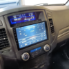 Autoradio + Consola para Mitsubishi Pajero 2010 (9 pulgadas)