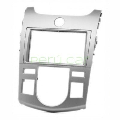 mjFRYSAQxpgIfGc1ypjTmw_900x900_80ce2ee6-dfd8-47d5-b1ce-3bfef3ca9c33 Autoradio + Consola para KIA Forte AT White 2009 (9 Pulgadas)